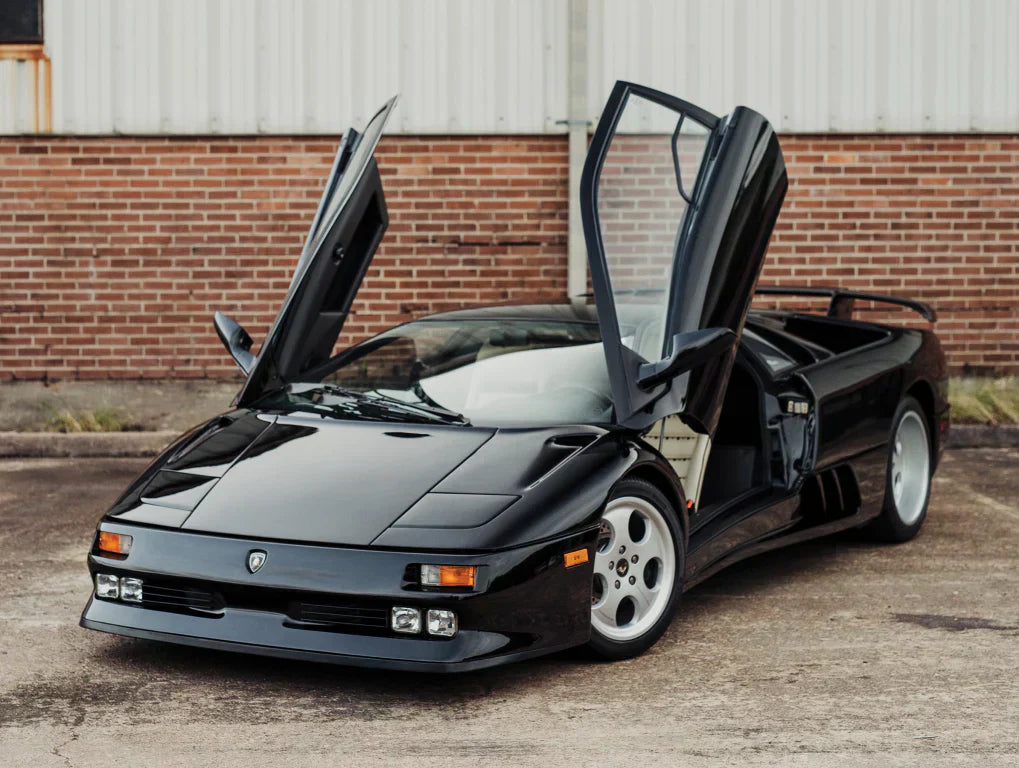 Lamborghini : From Tractors to Supercar Royalty